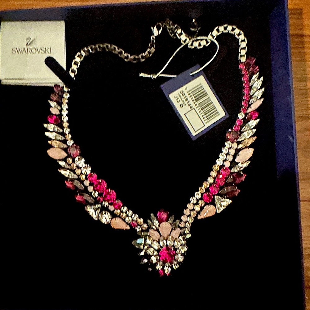 Swarovski, pink statement necklace - new in box, Barbie